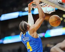 开元体育注册登录-赛前欧冠焦点战，纽约尼克斯再遭质疑，话题不断，更衣室氛围转暖(csgo2025全部比赛时间表)