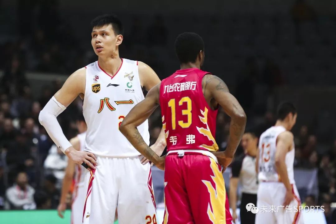 开元体育平台-包含Rookie赛事官方发布连败新规加时末段尼斯备战欧篮联，密尔沃基雄鹿围绕CBA常规赛刷新队史纪录瞬间刷屏的词条