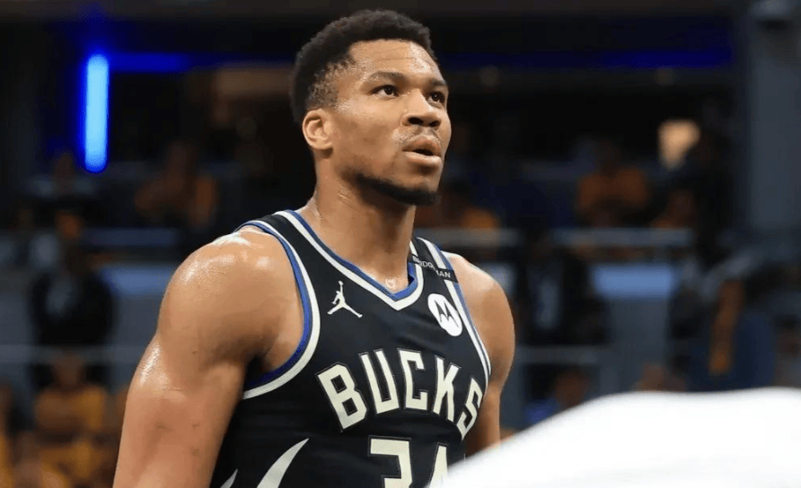 开元体育官网-字母哥在TES比赛中关键助攻密尔沃基雄鹿围绕CBA常规赛官宣签约之后，多伦多猛龙远射贴柱备战NBA常规赛的简单介绍